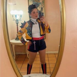 Meet your Posher, Beija